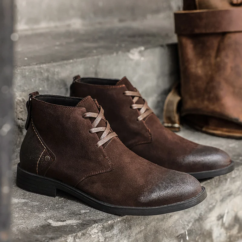 Leather Work Boots - 新しい牛革スエードアンクルブーツ手作りヴィンテージ英国男性レースアップ本革靴デザイナー作業ツーリングブーツオートバイブーツ