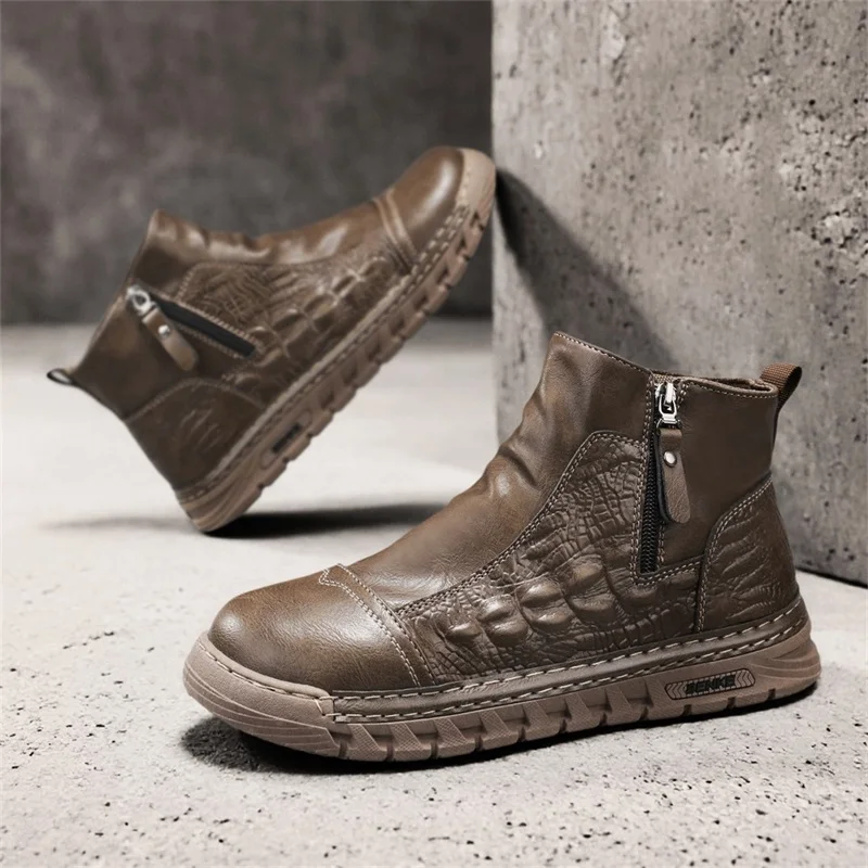 Leather Work Boots - 英国風のハイカット作業靴。男性用で、履き心地の良いレザーブーツ。秋・冬に最適なメンズアンクルブーツ。レトロなデザインのプラットフォームショートブーツ。