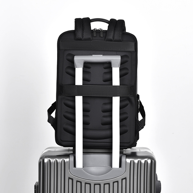 男性用PUレザーバックパック,USB充電器,エグゼクティブブ - Leather Work Backpack のレビューと価格