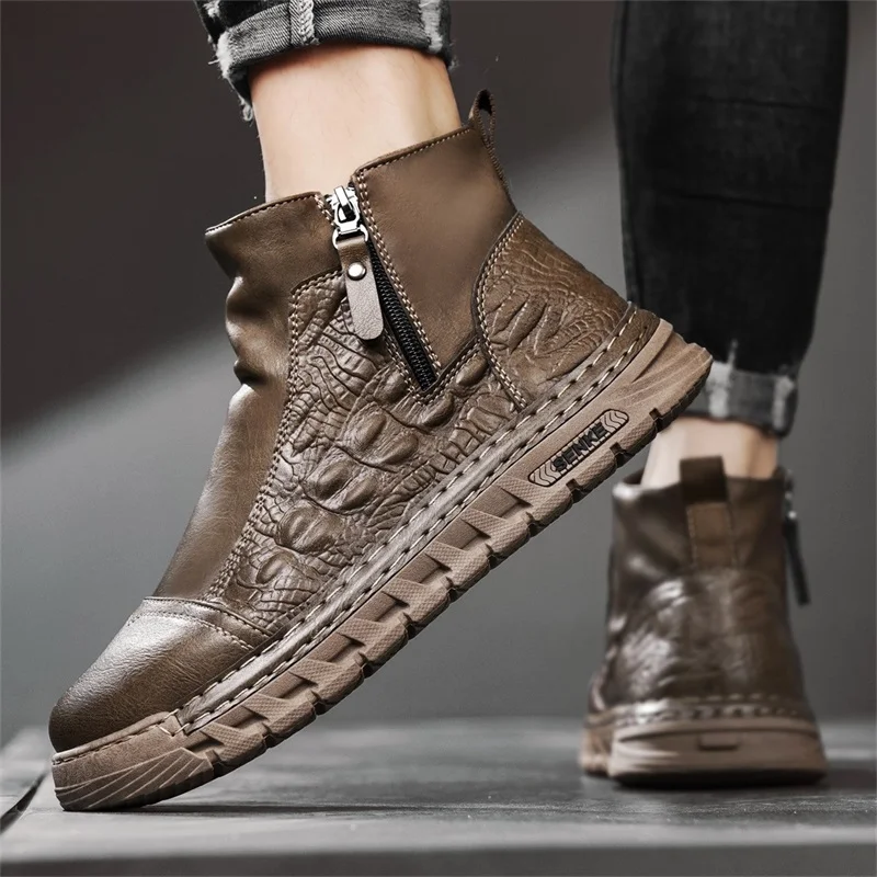 英国風のハイカット作業靴。男性用で、履き心地の良いレザーブー - Leather Work Boots のレビューと価格